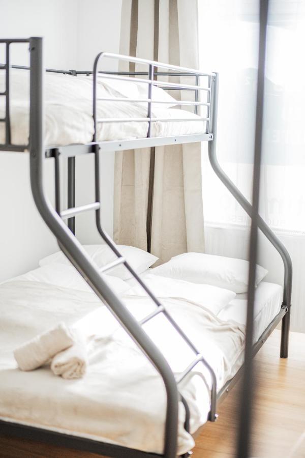 Modern Central City Rooms Wenen Buitenkant foto