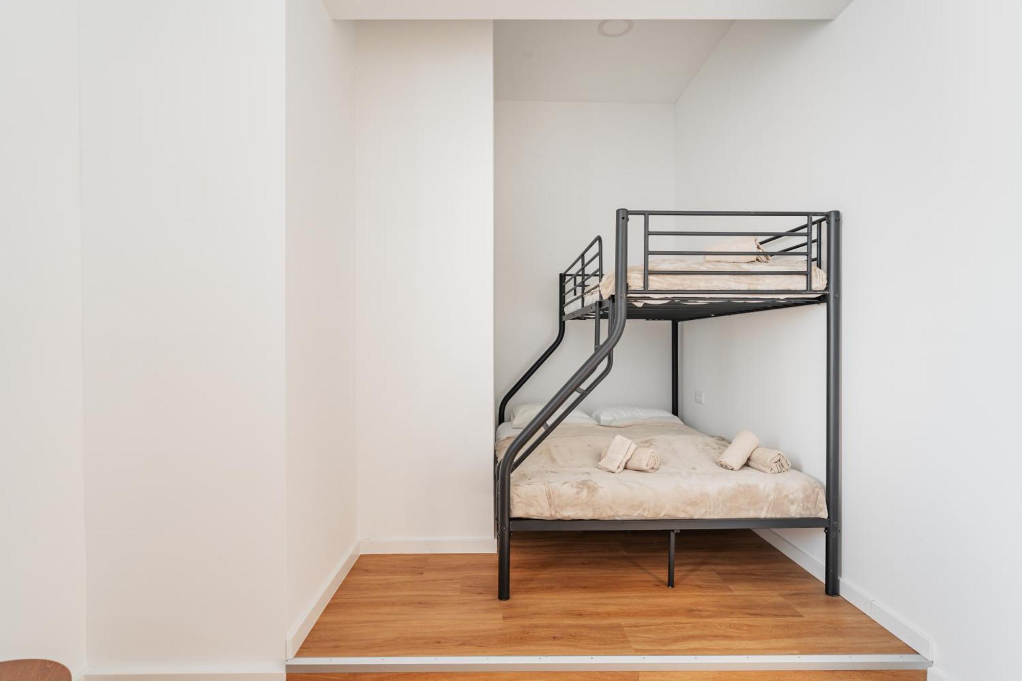 Modern Central City Rooms Wenen Buitenkant foto